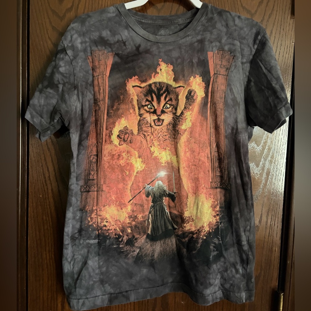 Mountain Tee Cat Magic